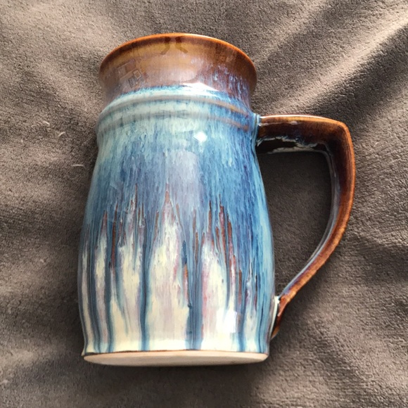 Large handcrafted mug. - Picture 2 of 5